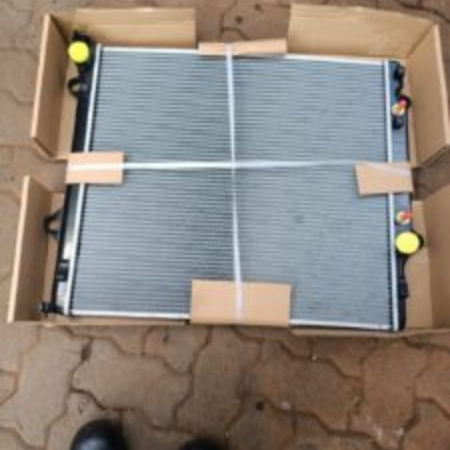 Radiator for Nissan patrol Y62