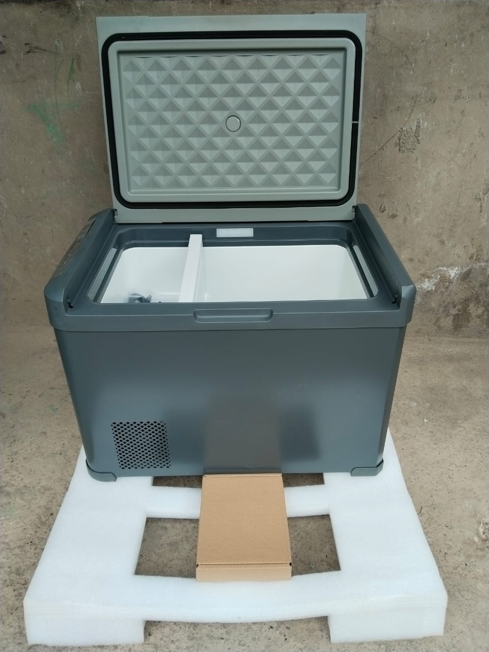 40L CAR REFRIGERATOR1 40L CAR REFRIGERATOR